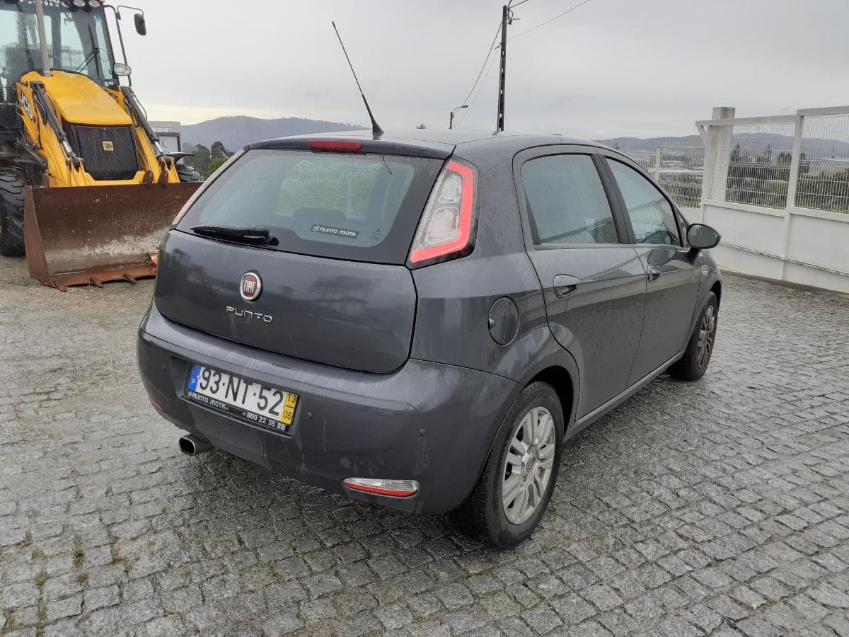Fiat Grande Punto · Diesel · Ano 2013 — imagem 4