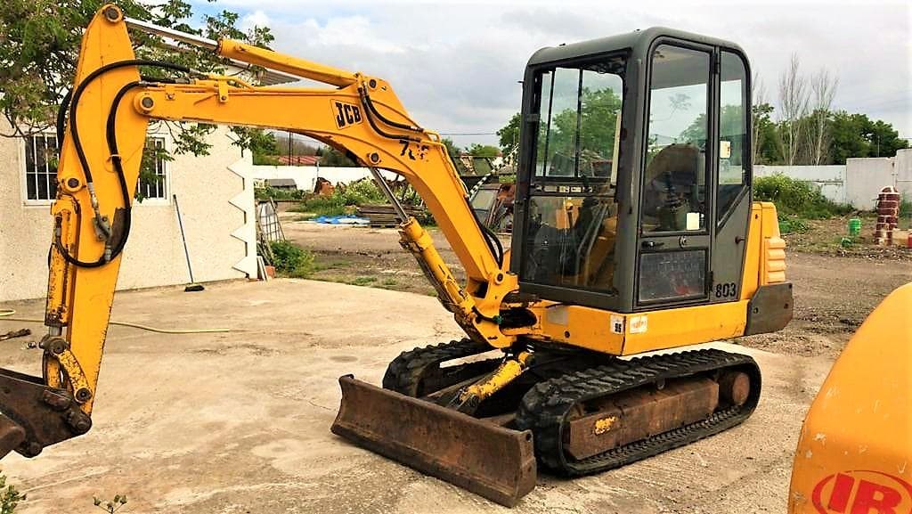 Mini Excavadora JCB — image 1