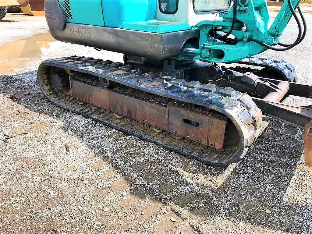 Mini Excavadora Komatsu — imagen 4