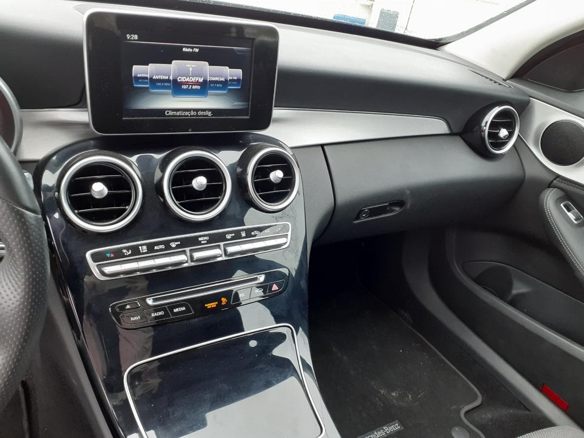 Mercedes-Benz C 350 E Plug In · Ano 2015 — imagen 11