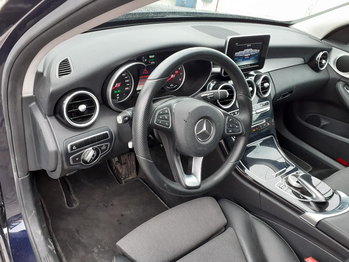 Mercedes-Benz C 350 E Plug In · Ano 2015 — imagen 10