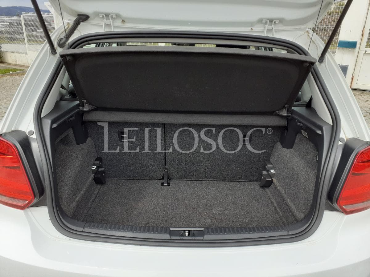 Volkswagen Polo 1.4 TDI · Ano 2016 — imagen 16