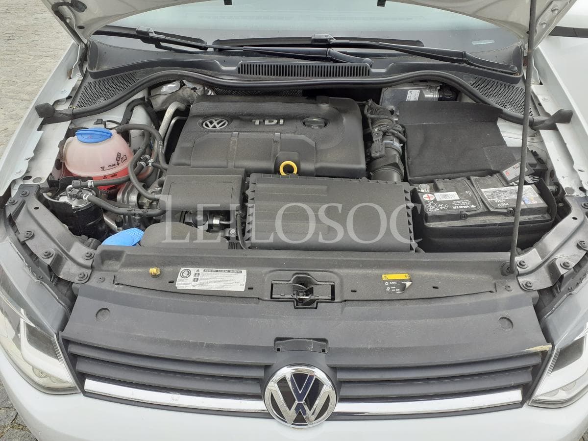Volkswagen Polo 1.4 TDI · Ano 2016 — imagen 17