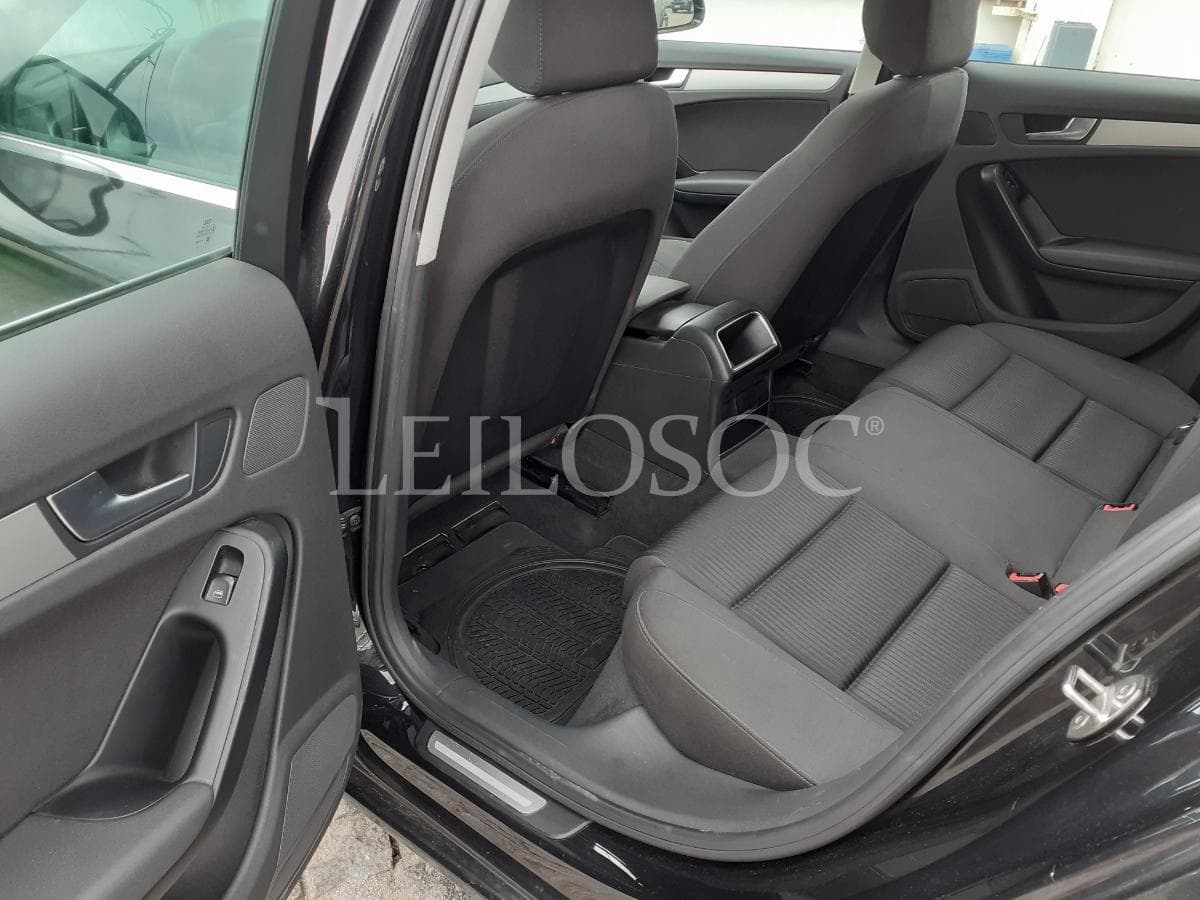 Audi A4 2.0 TDI · Ano 2009 — image 16