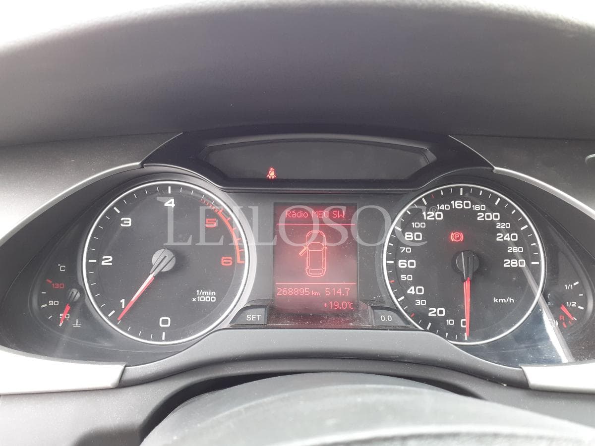 Audi A4 2.0 TDI · Ano 2009 — image 12