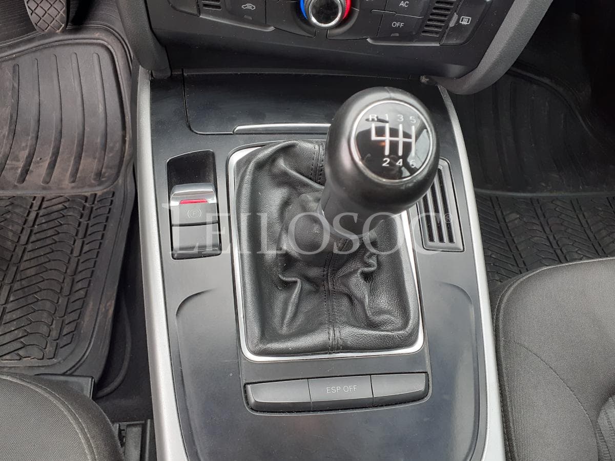 Audi A4 2.0 TDI · Ano 2009 — image 14