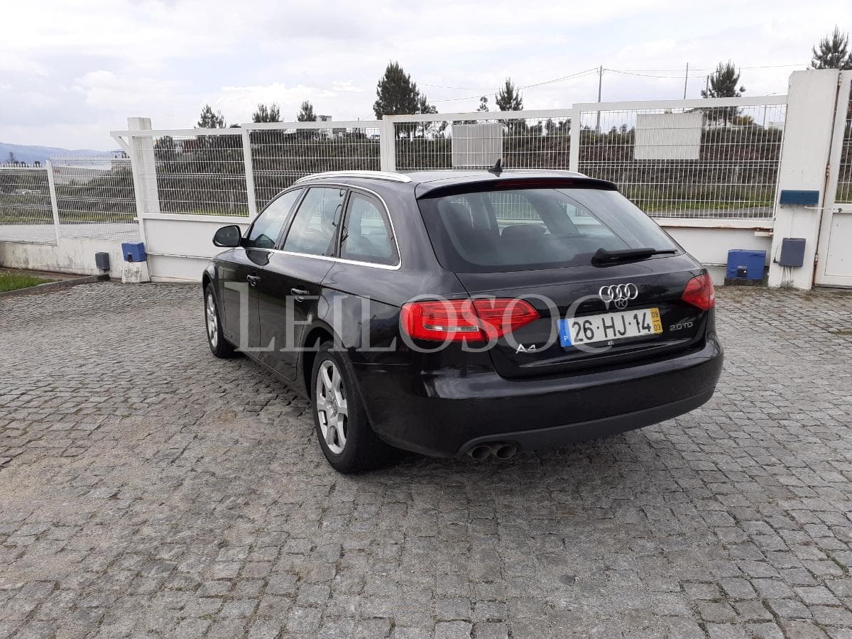 Audi A4 2.0 TDI · Ano 2009 — image 6
