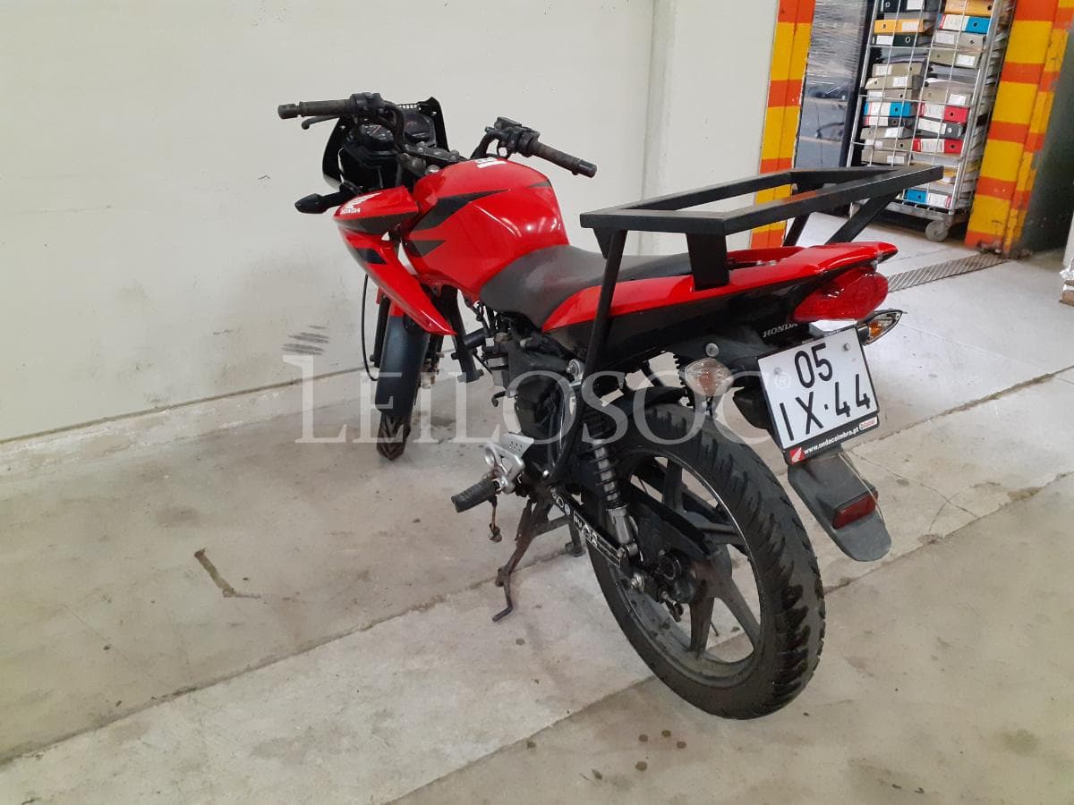 Motociclo Honda CBF · Ano 2010 — image 6
