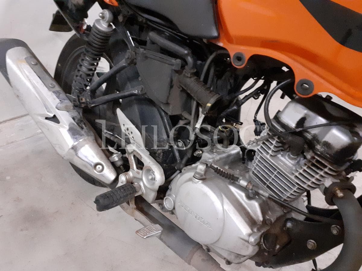 Motocicleta Honda CBF · Año 2012 — imagen 10