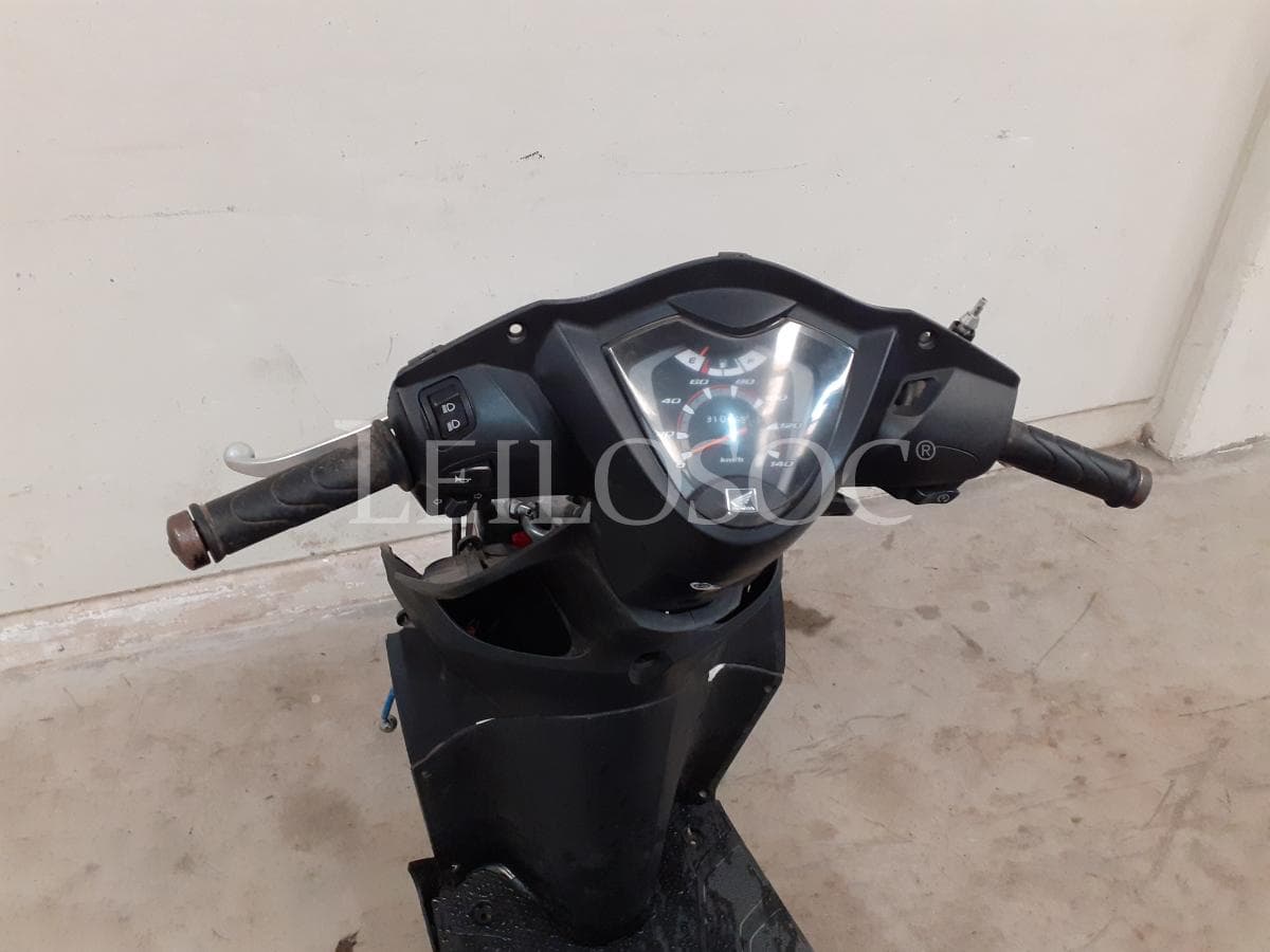 Motociclo Honda Vision · Ano 2012 — imagen 7
