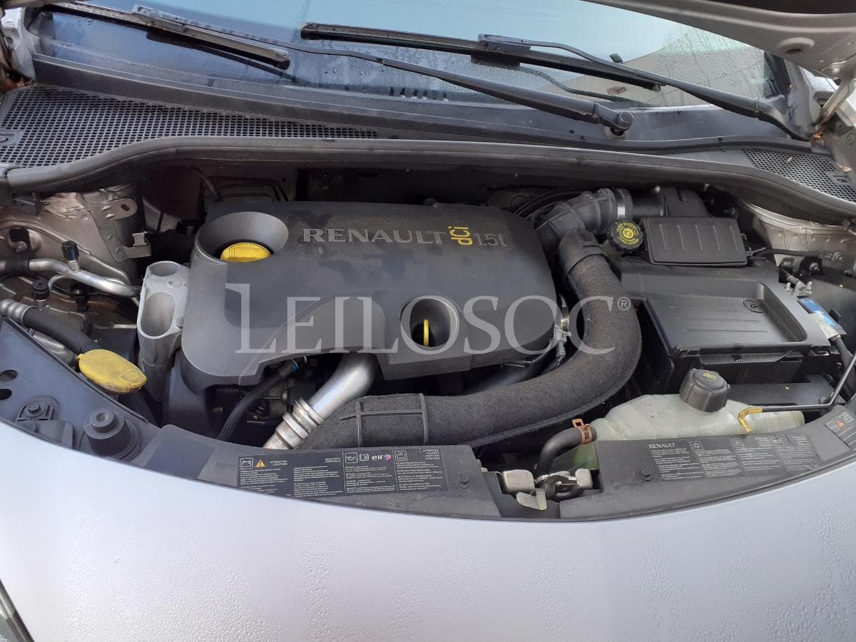 Renault Clio 1.5 DCI · Ano 2008 — image 15