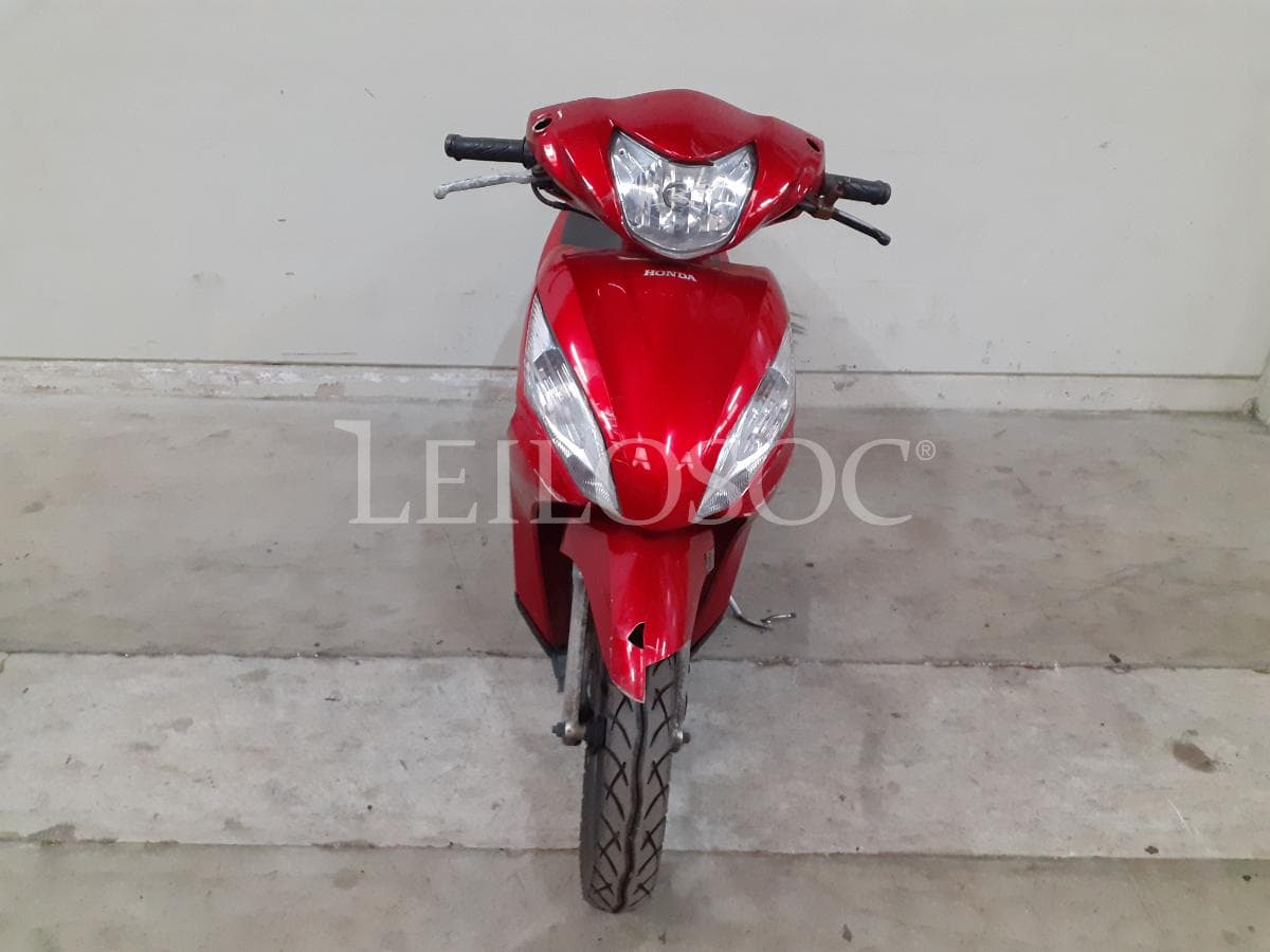 Motociclo Honda Vision · Ano 2012 — imagem 2