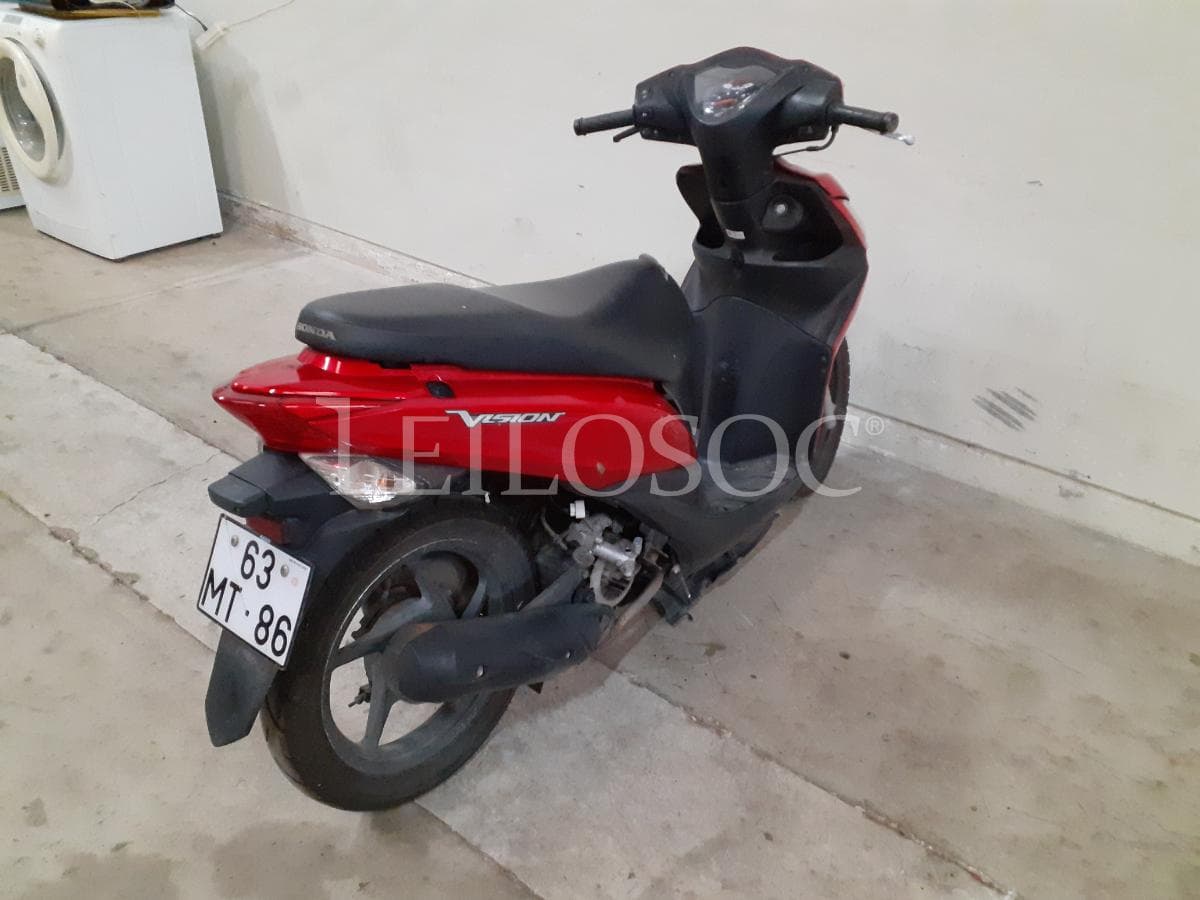 Motociclo Honda Vision · Ano 2012 — imagem 6
