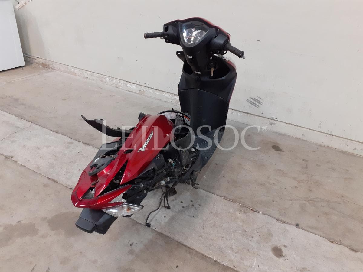 Motociclo Honda Vision · Ano 2013 — imagen 4