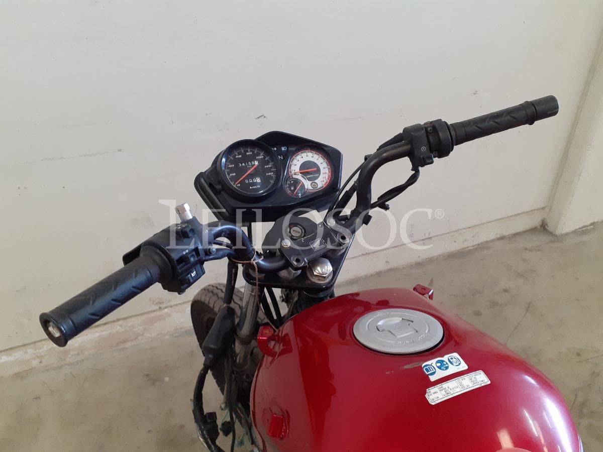Motocicleta Honda CBF · Año 2014 — imagen 8