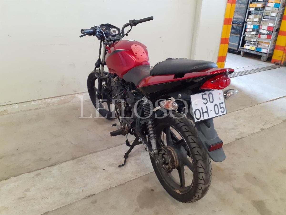 Motocicleta Honda CBF · Año 2014 — imagen 6
