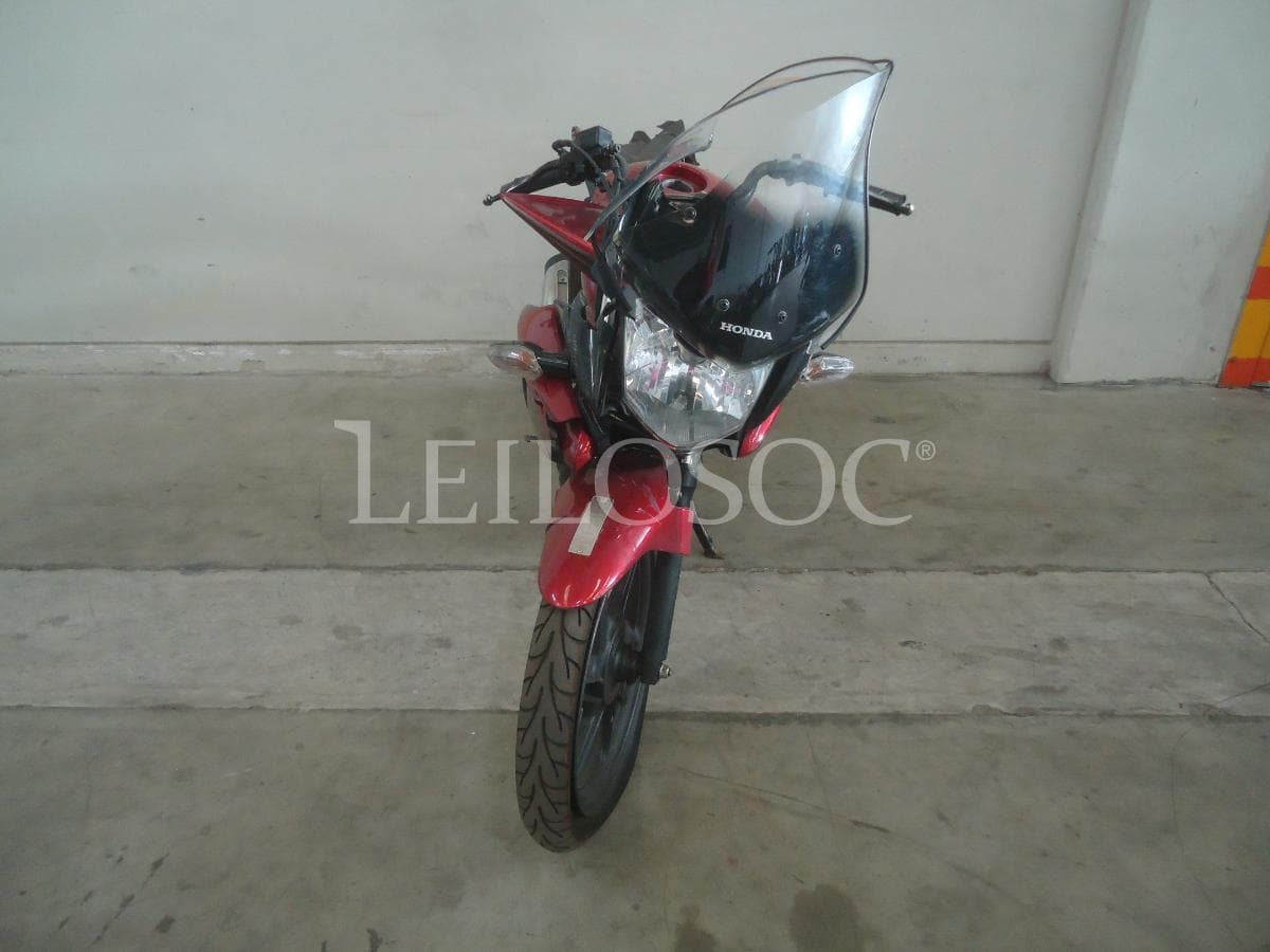 Motociclo Honda CBF · Ano 2014 — image 2