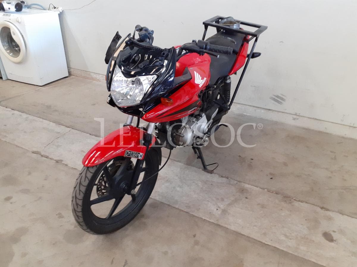 Motociclo Honda CBF 125 · Ano 2010