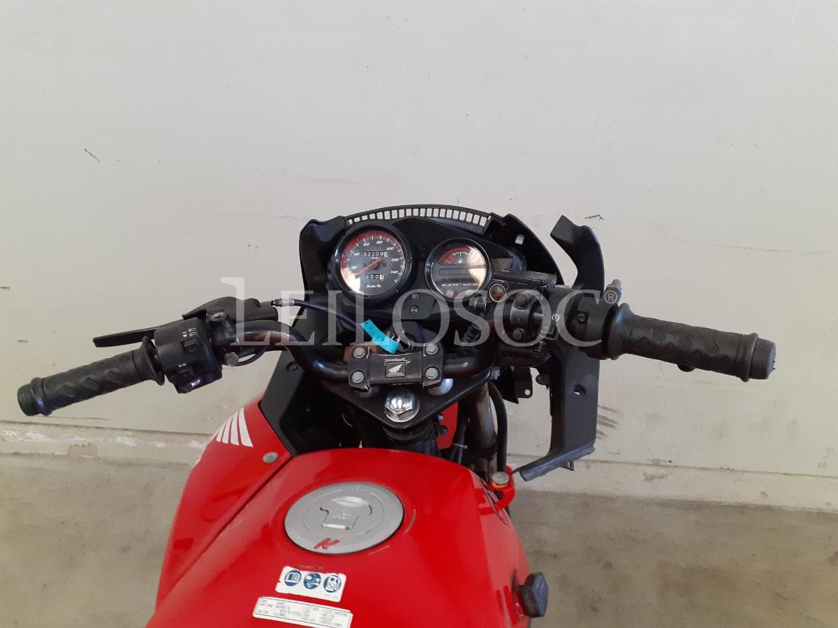 Motociclo Honda CBF 125 · Ano 2010 — imagen 7