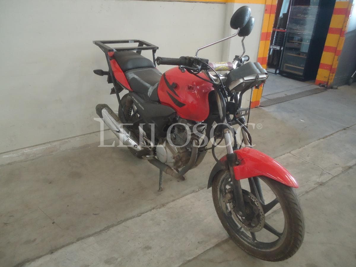 Motociclo Honda CBF · Ano 2010 — imagen 3