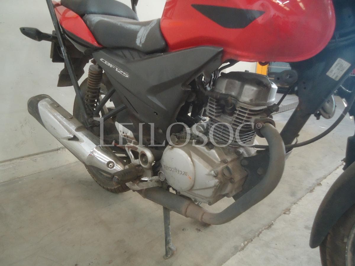 Motociclo Honda CBF · Ano 2010 — imagen 8