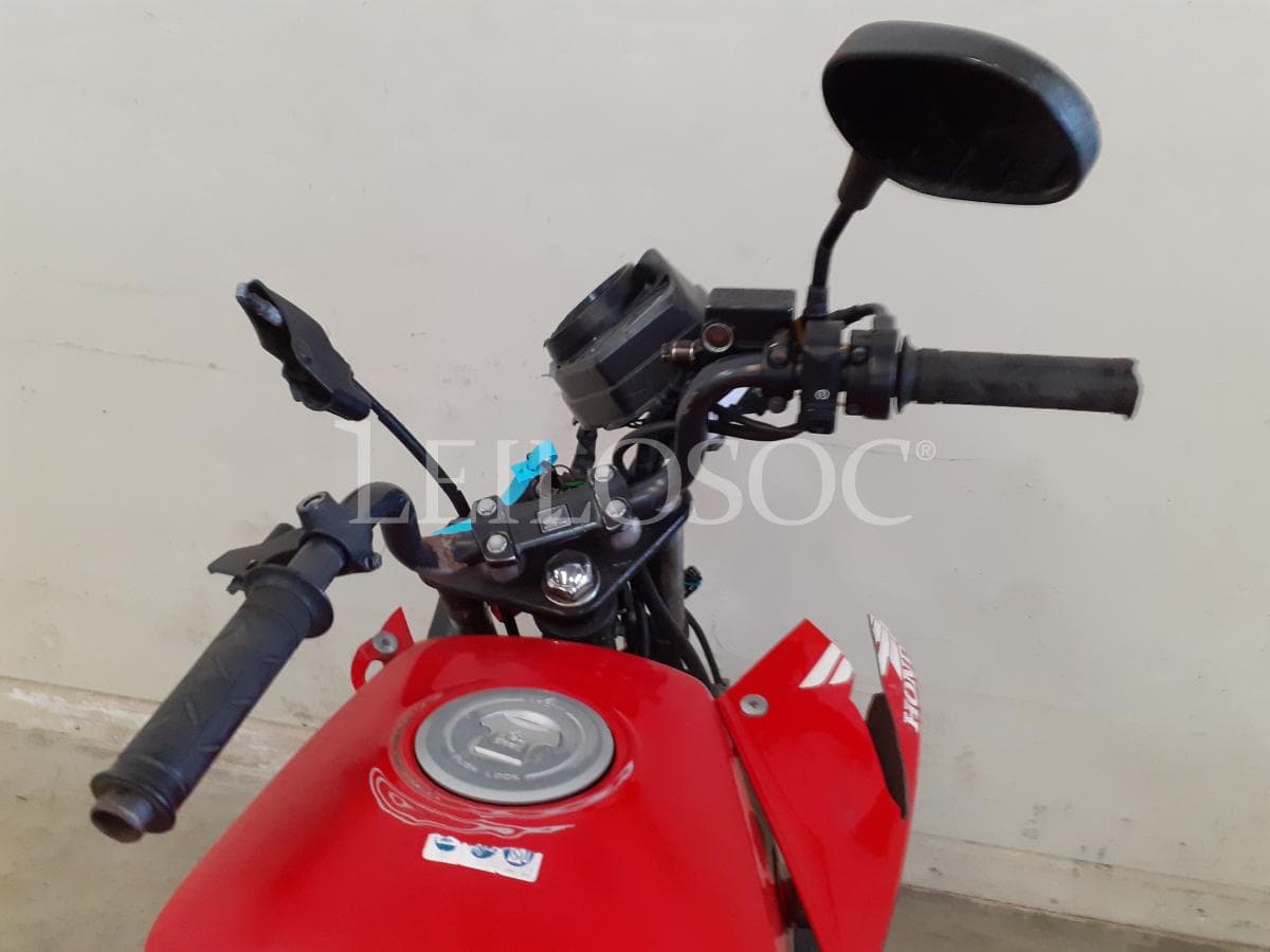 Motociclo Honda CBF 125 · Ano 2012 — imagen 7