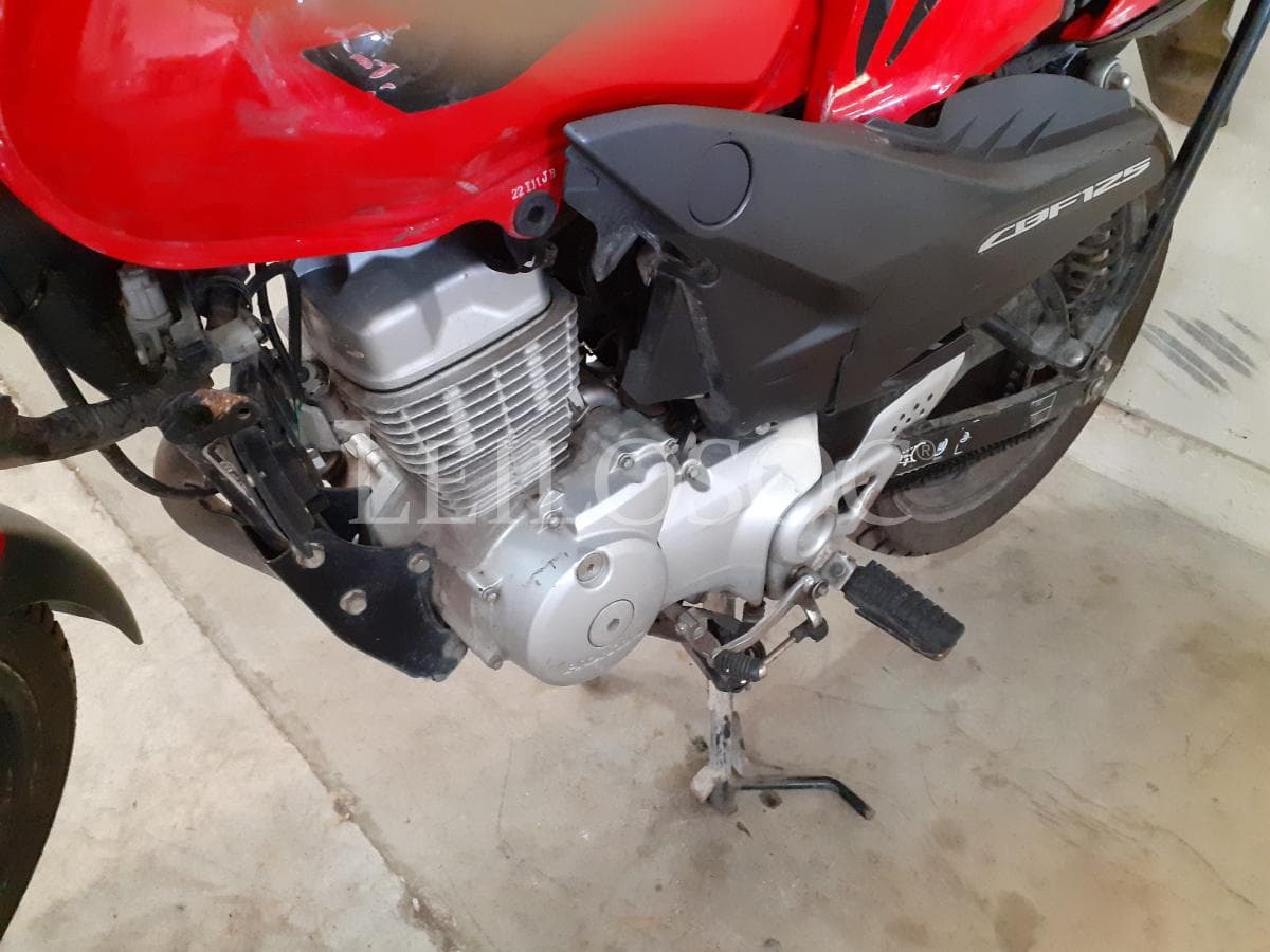 Motociclo Honda CBF 125 · Ano 2012 — imagen 8