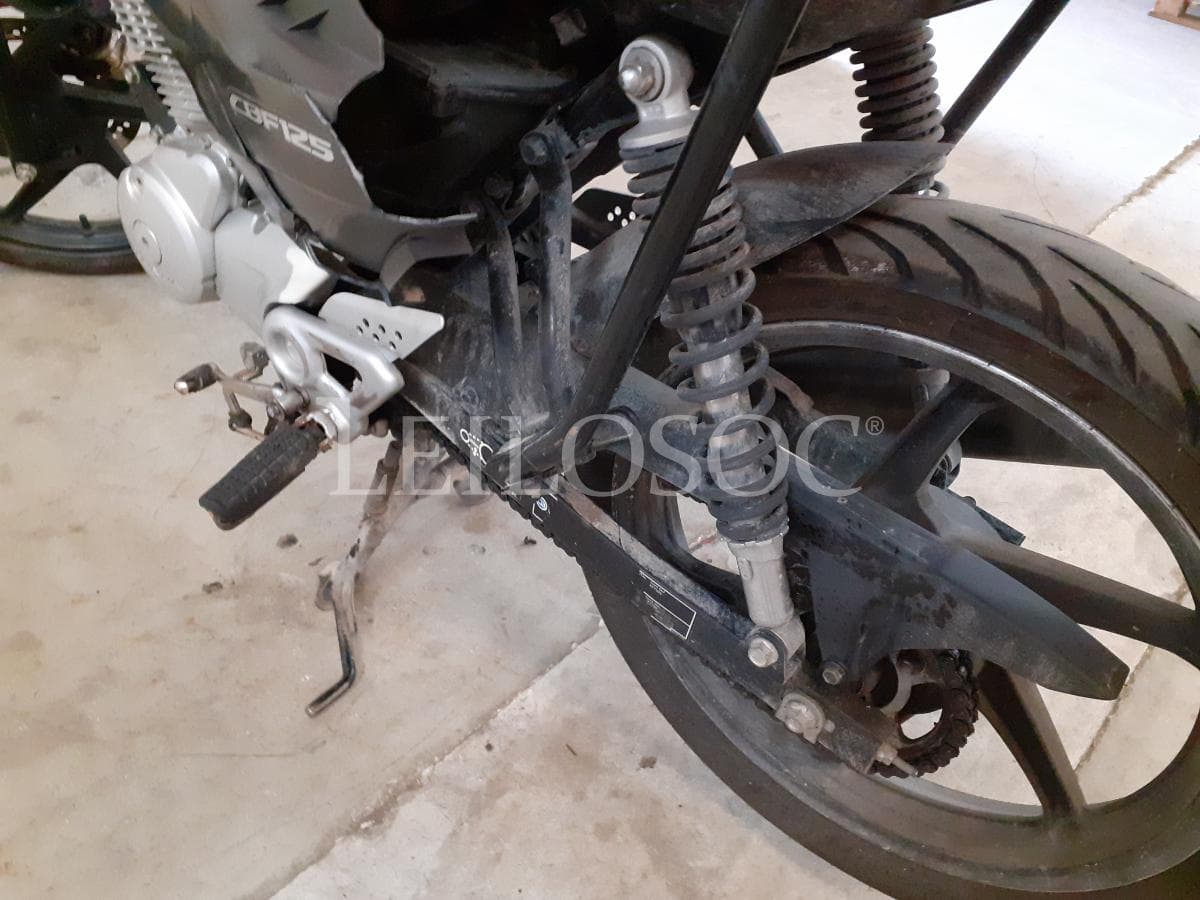 Motociclo Honda CBF 125 · Ano 2012 — imagen 10
