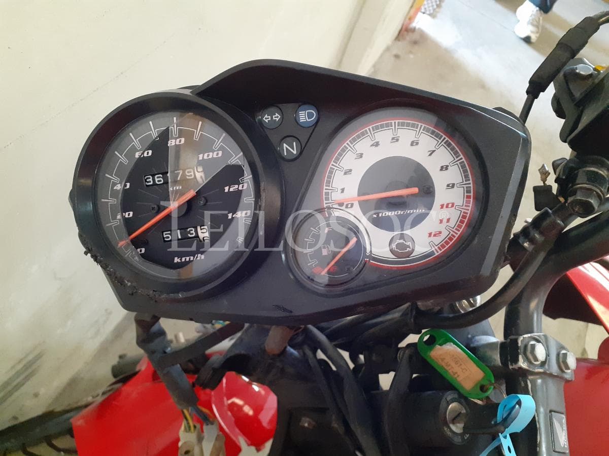 Motociclo Honda CBF 125 · Ano 2012 — imagen 11