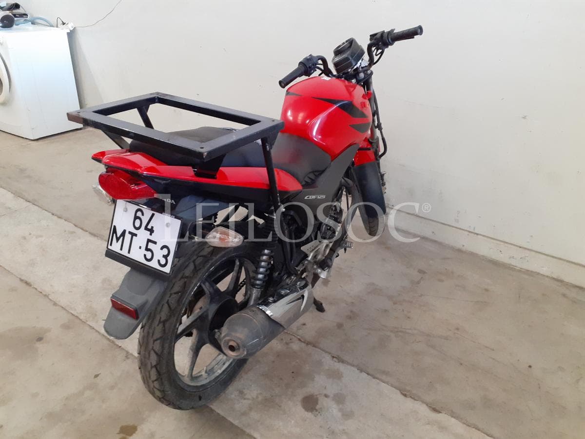 Motociclo Honda CBF · Ano 2012 — imagem 4