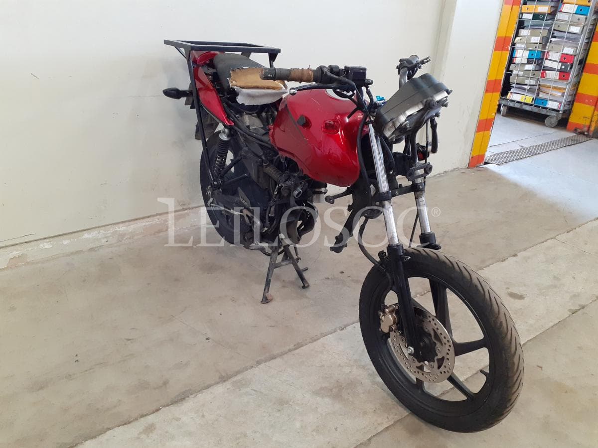 Motociclo Honda CBF · Ano 2014 — imagem 3