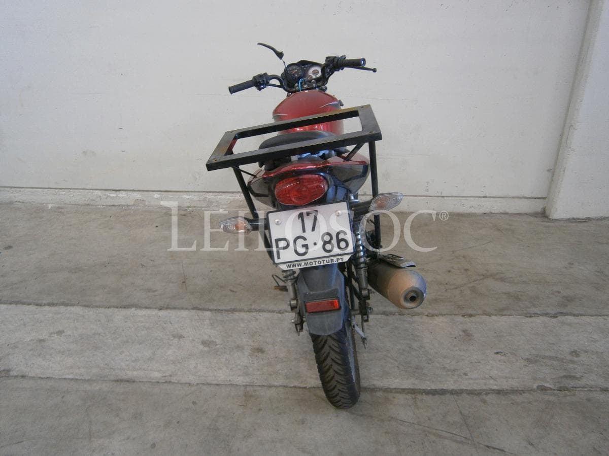 Motociclo Honda CBF · Ano 2014 — imagen 5