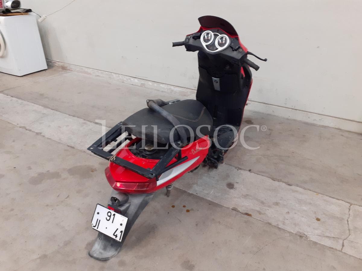 Motociclo Keeway · Ano 2010 — imagem 4