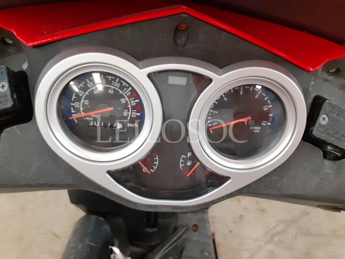 Motociclo Keeway · Ano 2010 — imagem 10