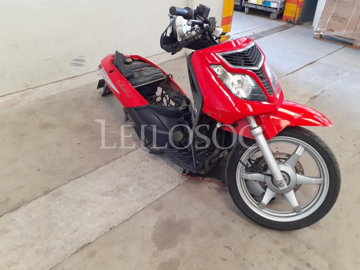 Motociclo Keeway · Ano 2010 — imagem 3