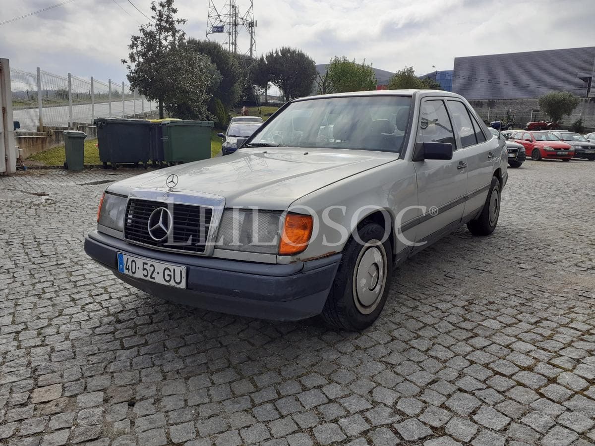 Mercedes-Benz 250 D · Ano 1989 — image 3