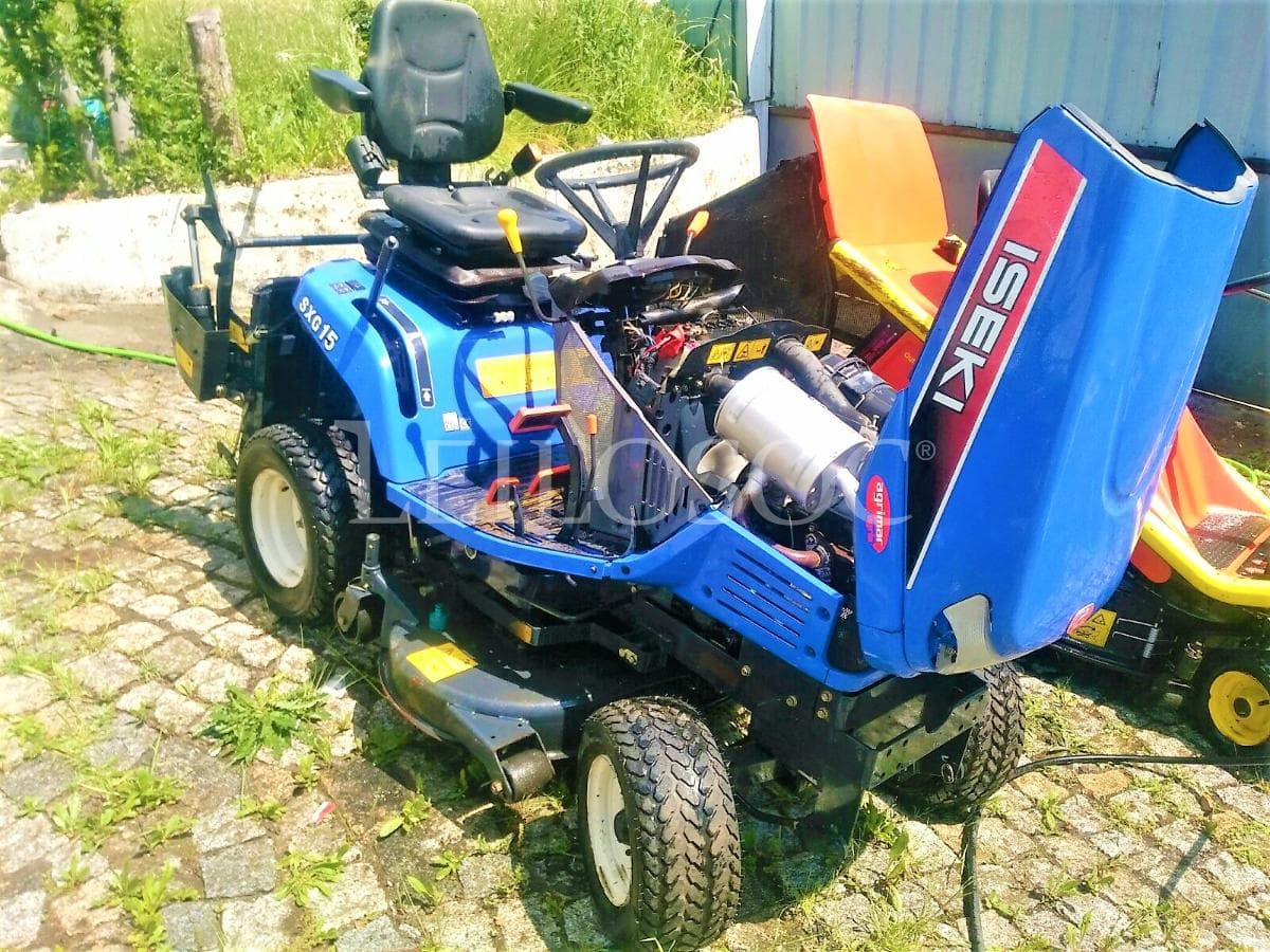 Tractor Corta Césped Iseki — imagen 2