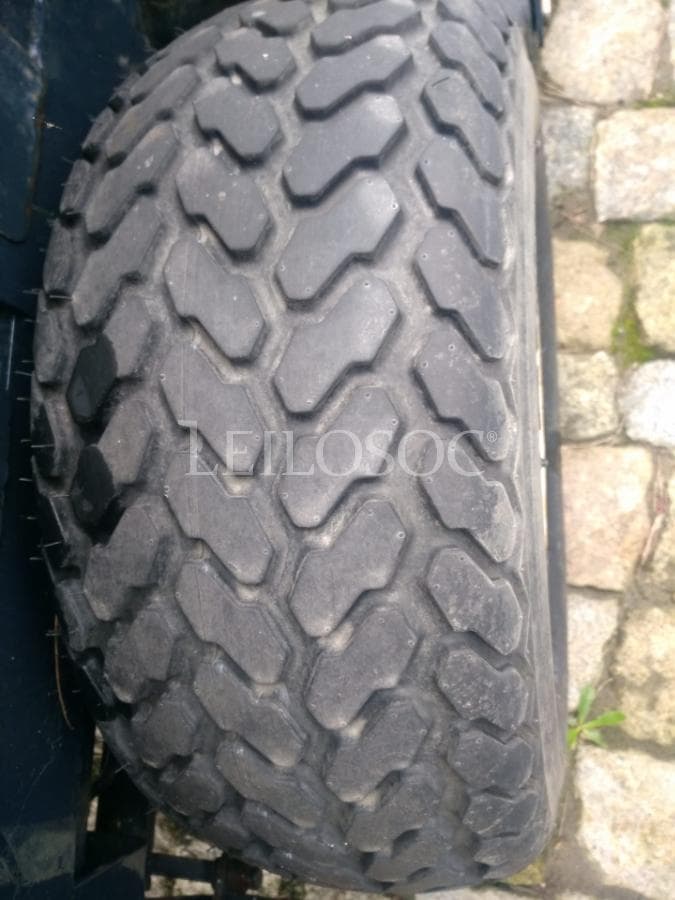 Tractor Corta Césped Iseki — imagen 9