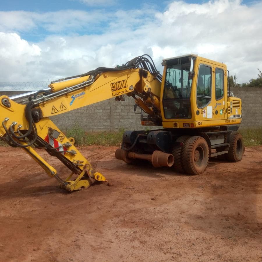 LIEBHERR A900ZW · — imagem 3