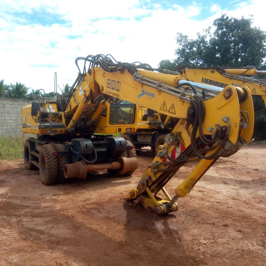 LIEBHERR A900ZW · — imagem 5