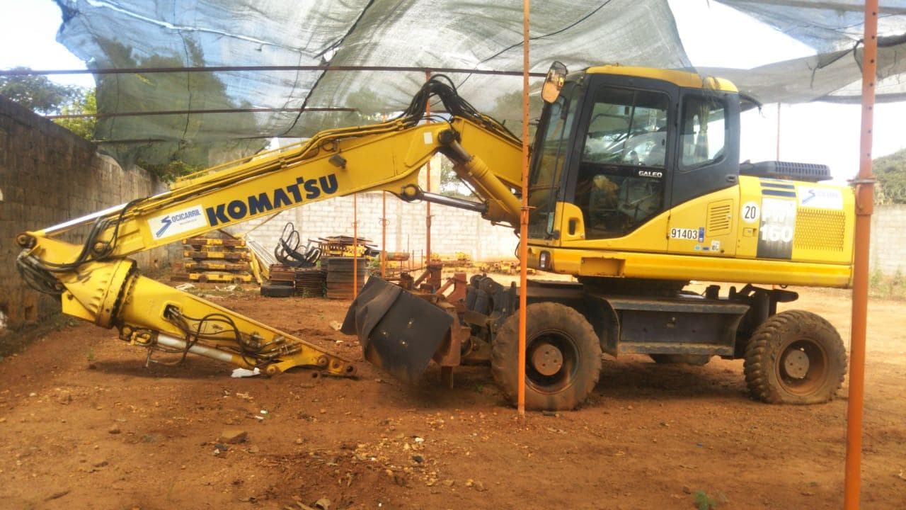 KOMATSU PW160-6 · — imagen 3