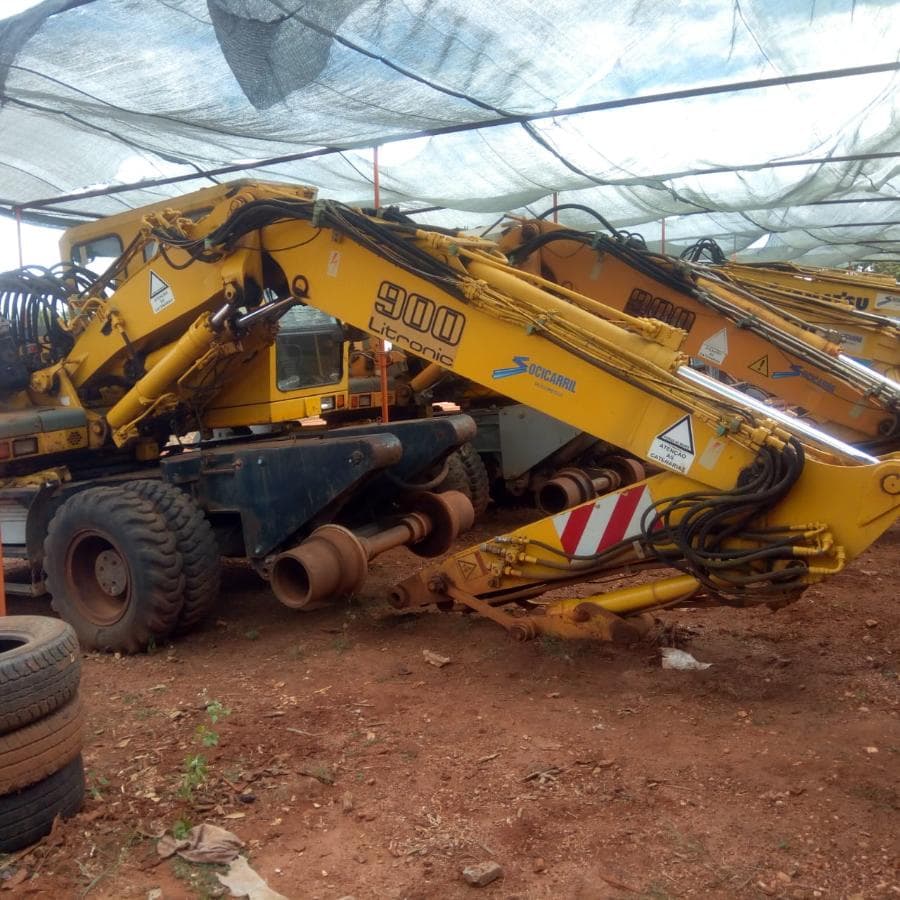 LIEBHERR A900ZW · — imagem 3