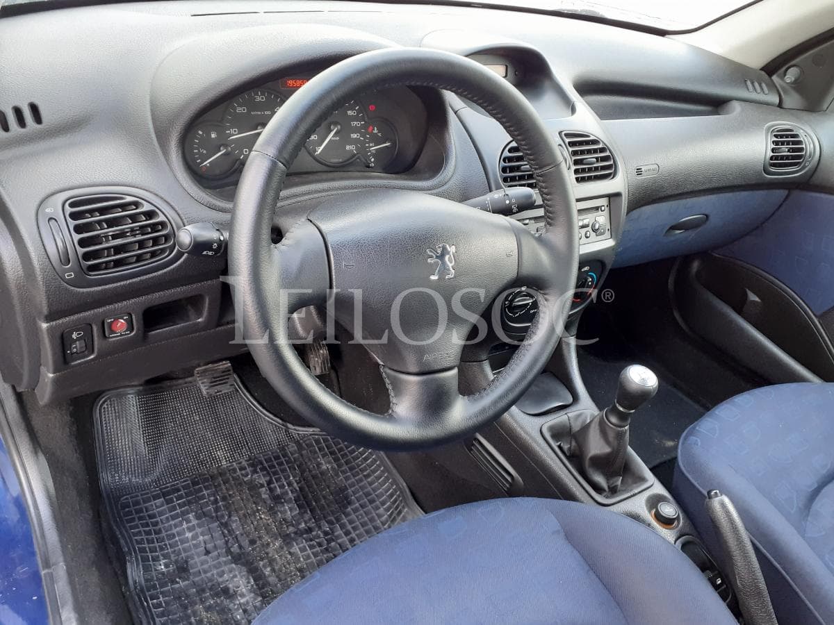 Peugeot 206 1.4 HDI · Ano 2005 — imagen 10