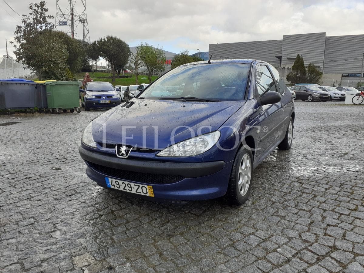 Peugeot 206 1.4 HDI · Ano 2005 — imagen 3