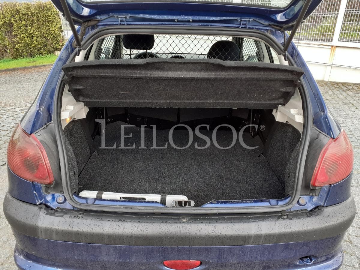 Peugeot 206 1.4 HDI · Ano 2005 — imagen 15