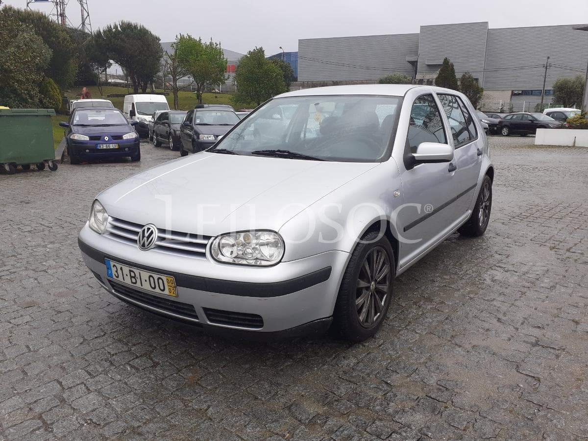 Volkswagen Golf 1.4 · Ano 2000 — image 3