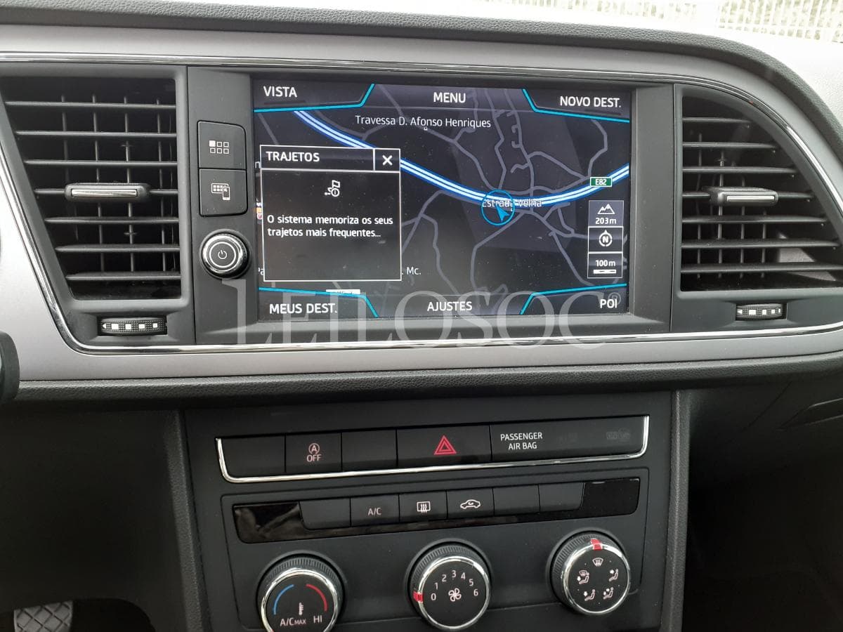 Seat Leon ST 1.6 TDI · Ano 2017 — imagen 11