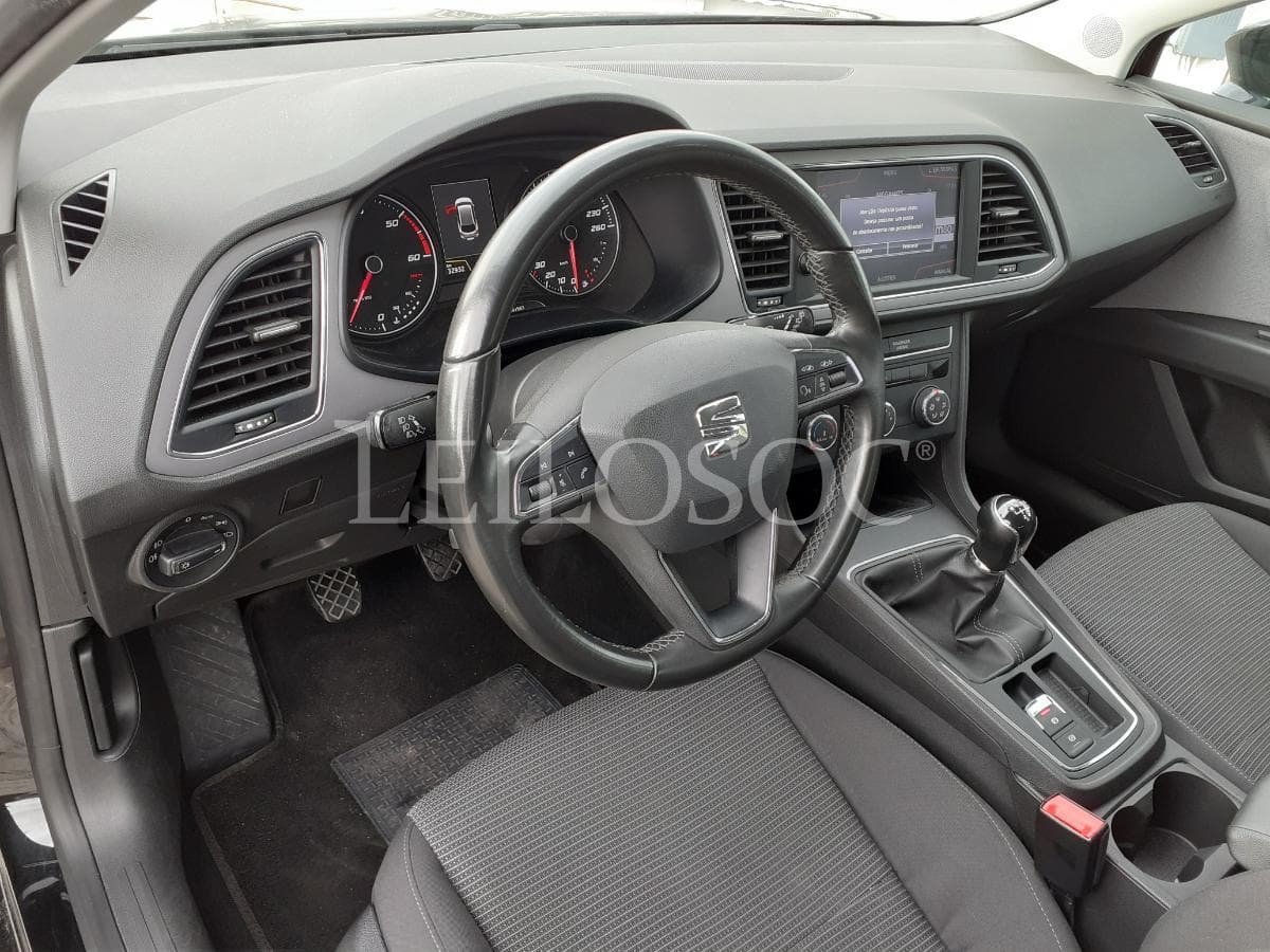 Seat Leon ST 1.6 TDI · Ano 2017 — imagen 10