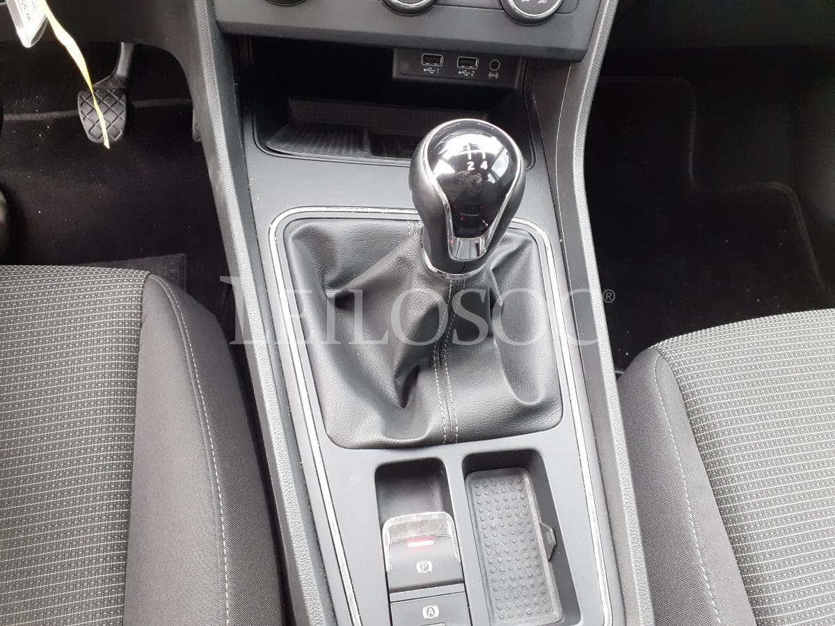 Seat Leon ST 1.6 TDI · Ano 2017 — imagen 15