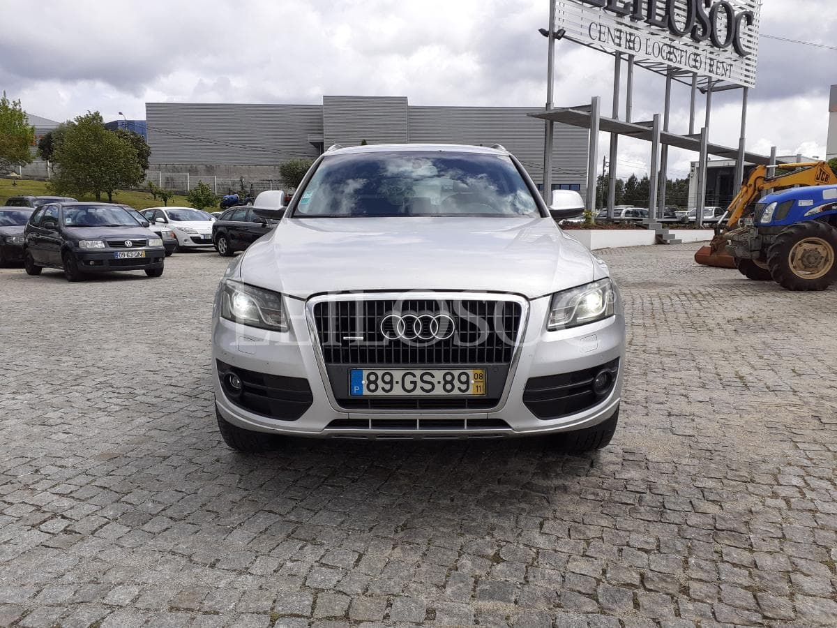 Audi Q5 2.0 TDI Quattro 170cv · Ano 2008 — image 2